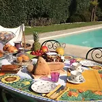 Relais Di Alice- Adults Only Couette-café 3*